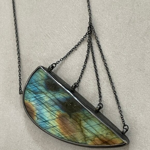 LAUREL'S BENCH Artisan Labradorite & Sterling Silver Suspension Necklace is NWOT - Picture 6 of 8